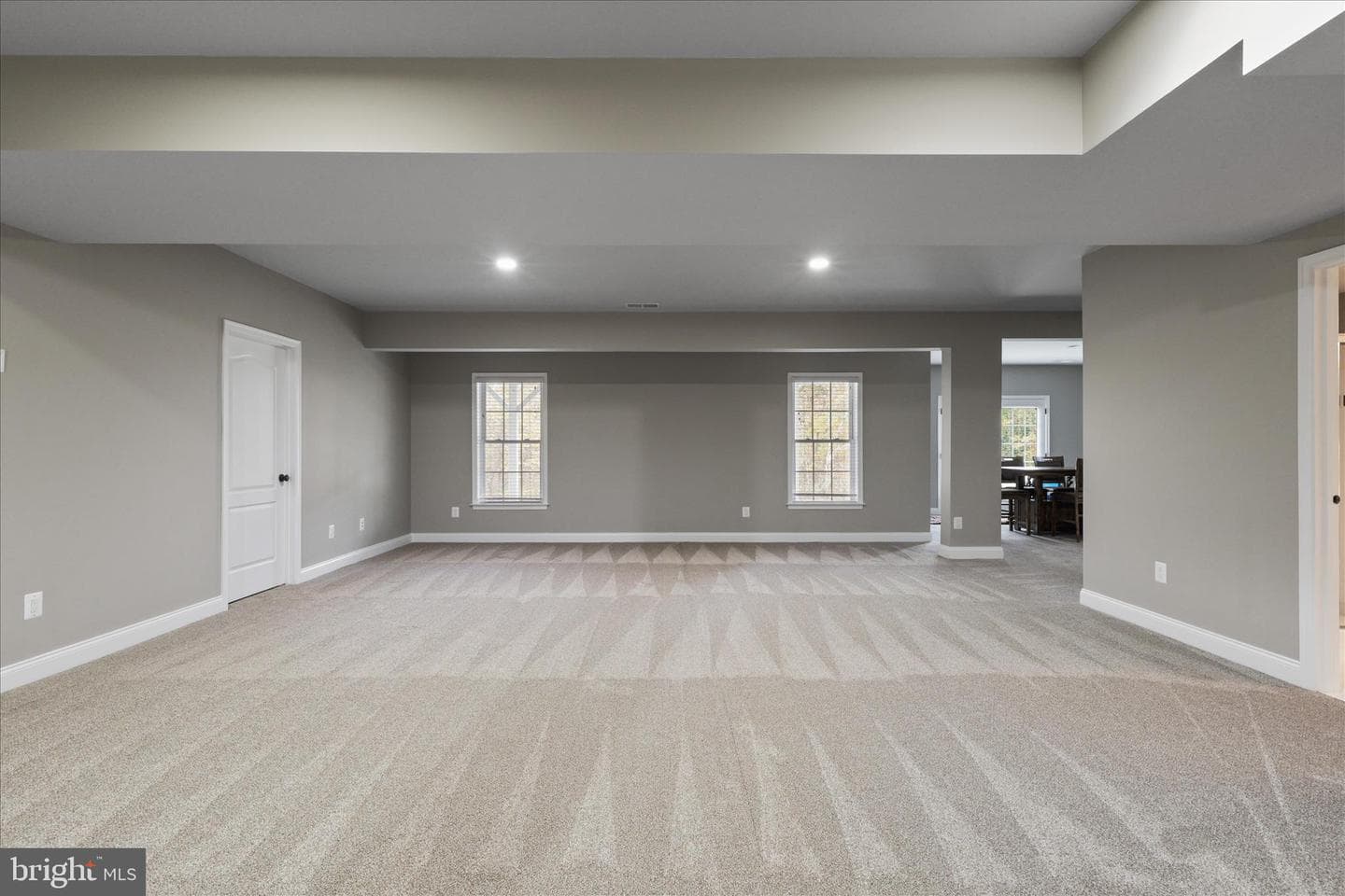 5806 Waterloo Bridge Circle photo 52