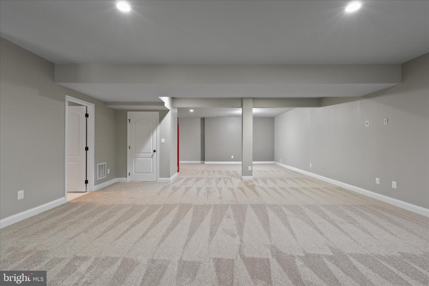 5806 Waterloo Bridge Circle photo 54