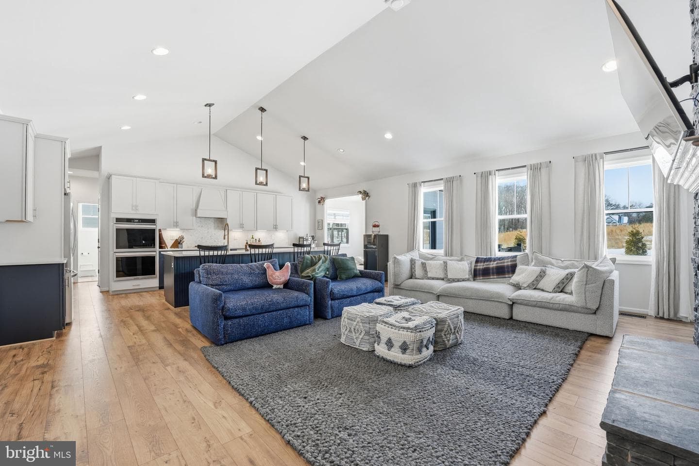 10580 Manley Road photo 13