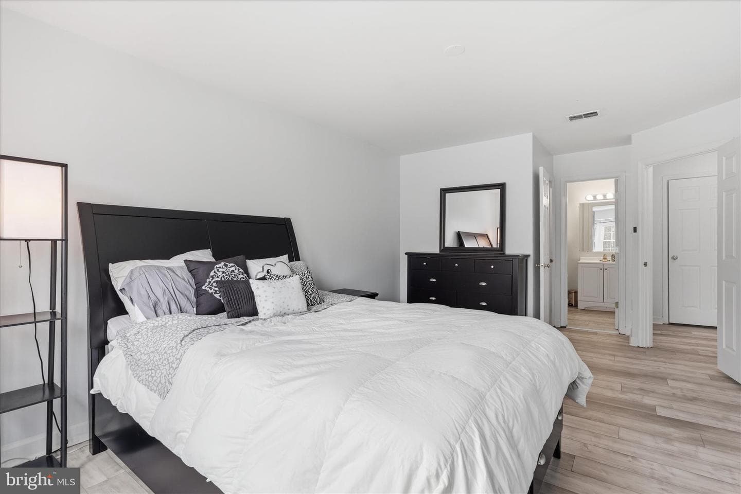 12108 Springwoods photo 16