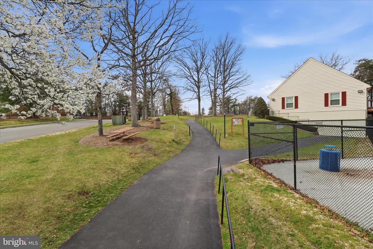12108 Springwoods photo 29