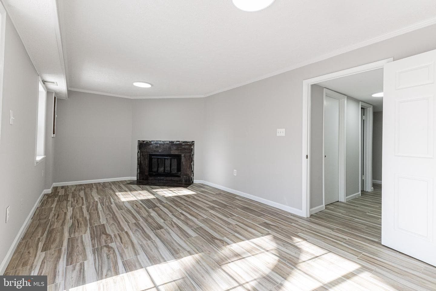 1427 Admiral Drive photo 22