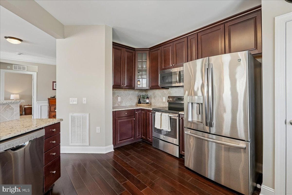 15110 Heather Mill Lane #402 photo 16