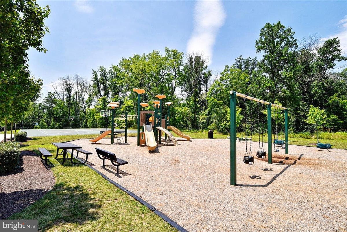 15110 Heather Mill Lane #402 photo 53
