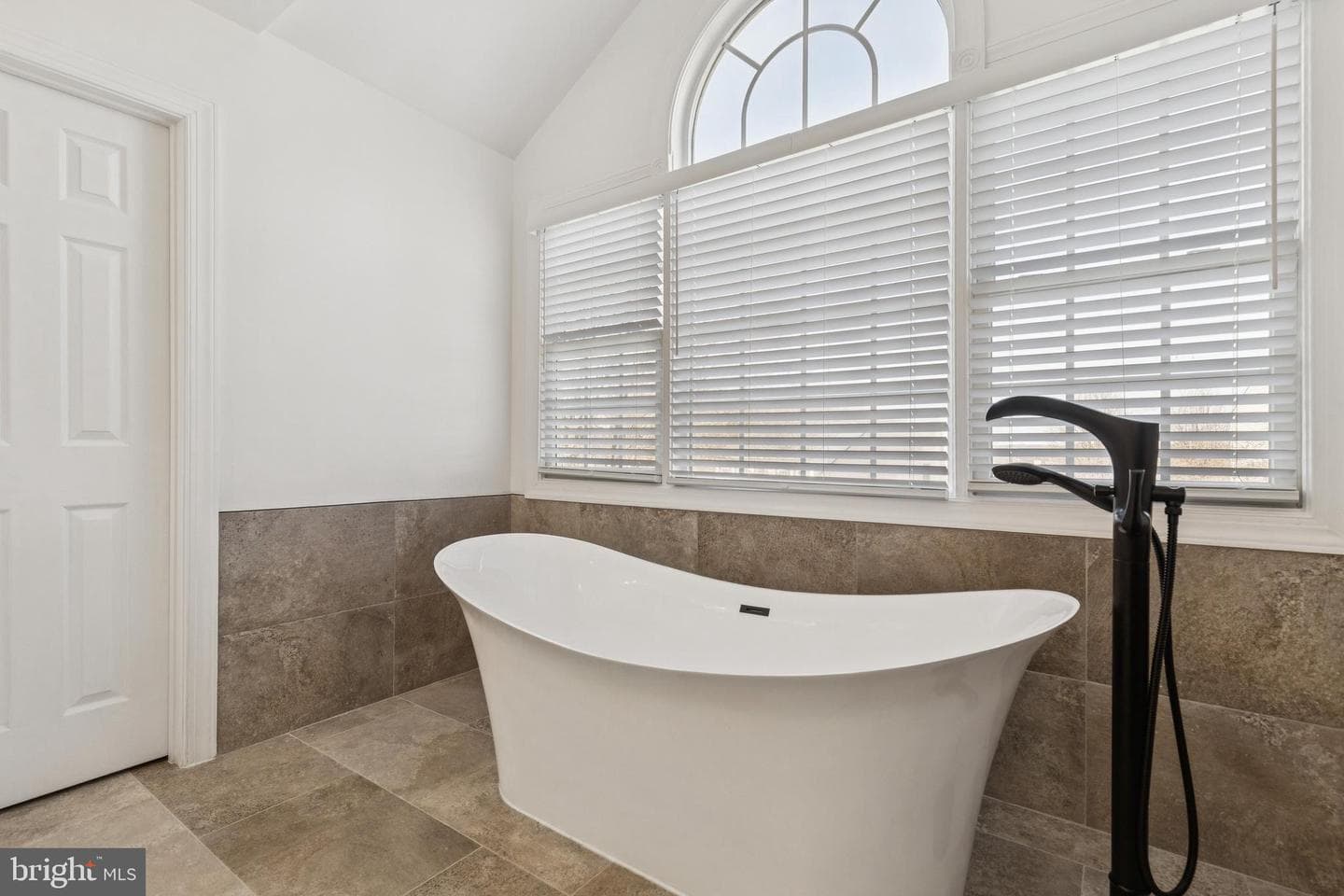 2029 Hanson Lane photo 27