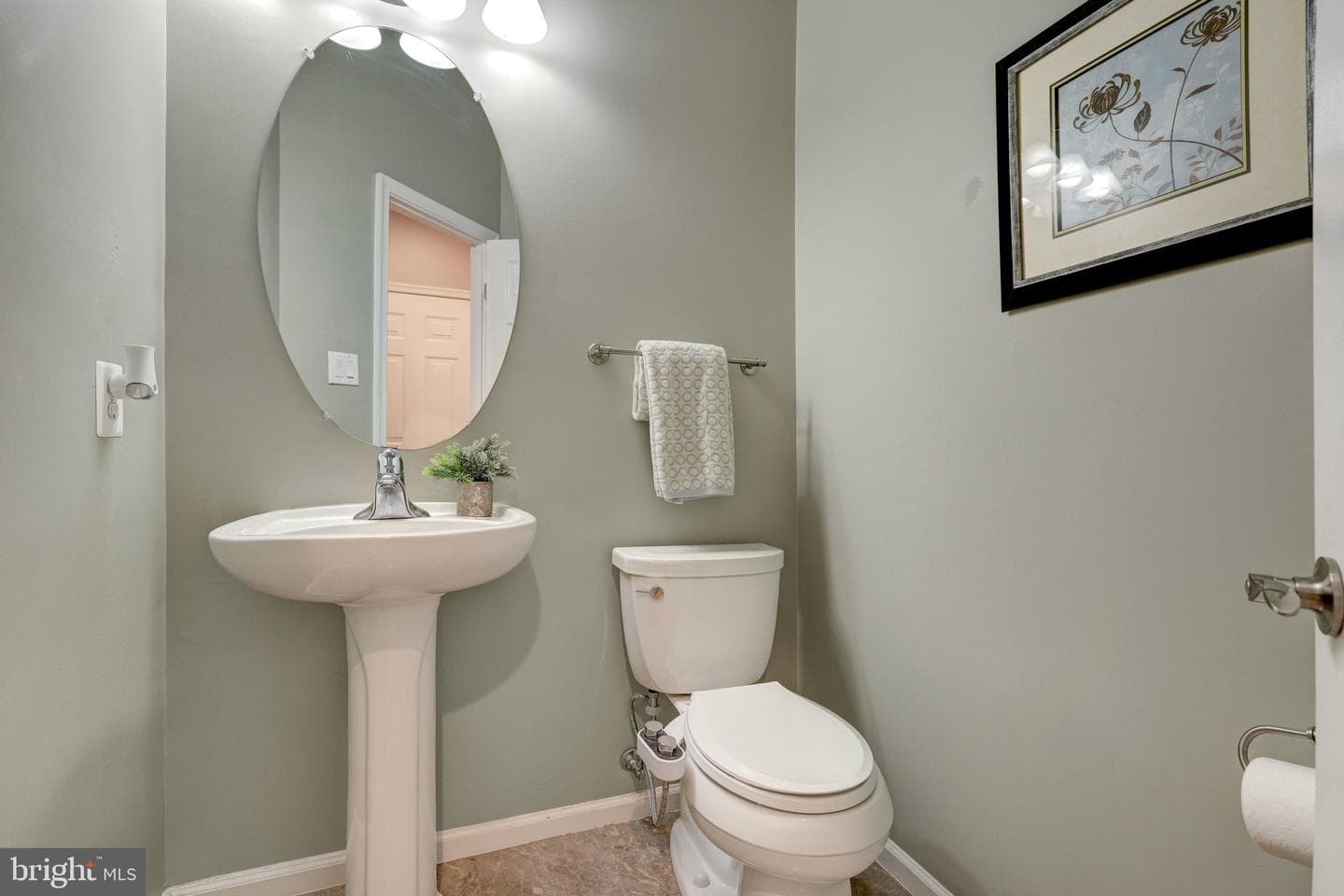 8360 Tenbrook Drive photo 26