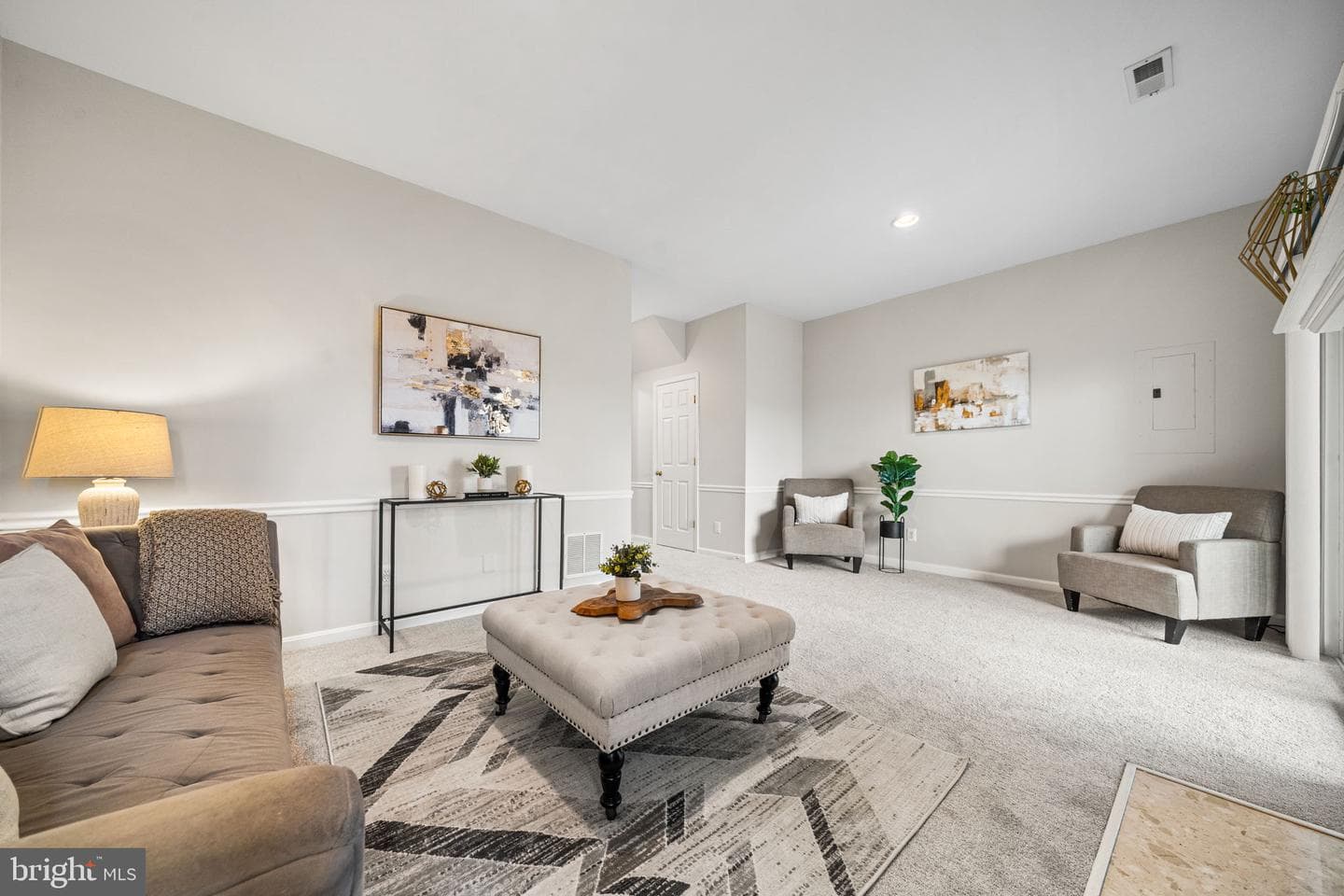 11525 Bertram Street photo 10