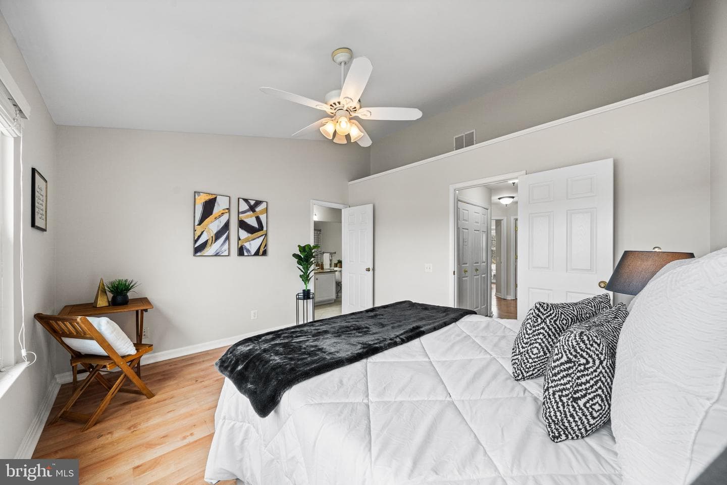 11525 Bertram Street photo 31