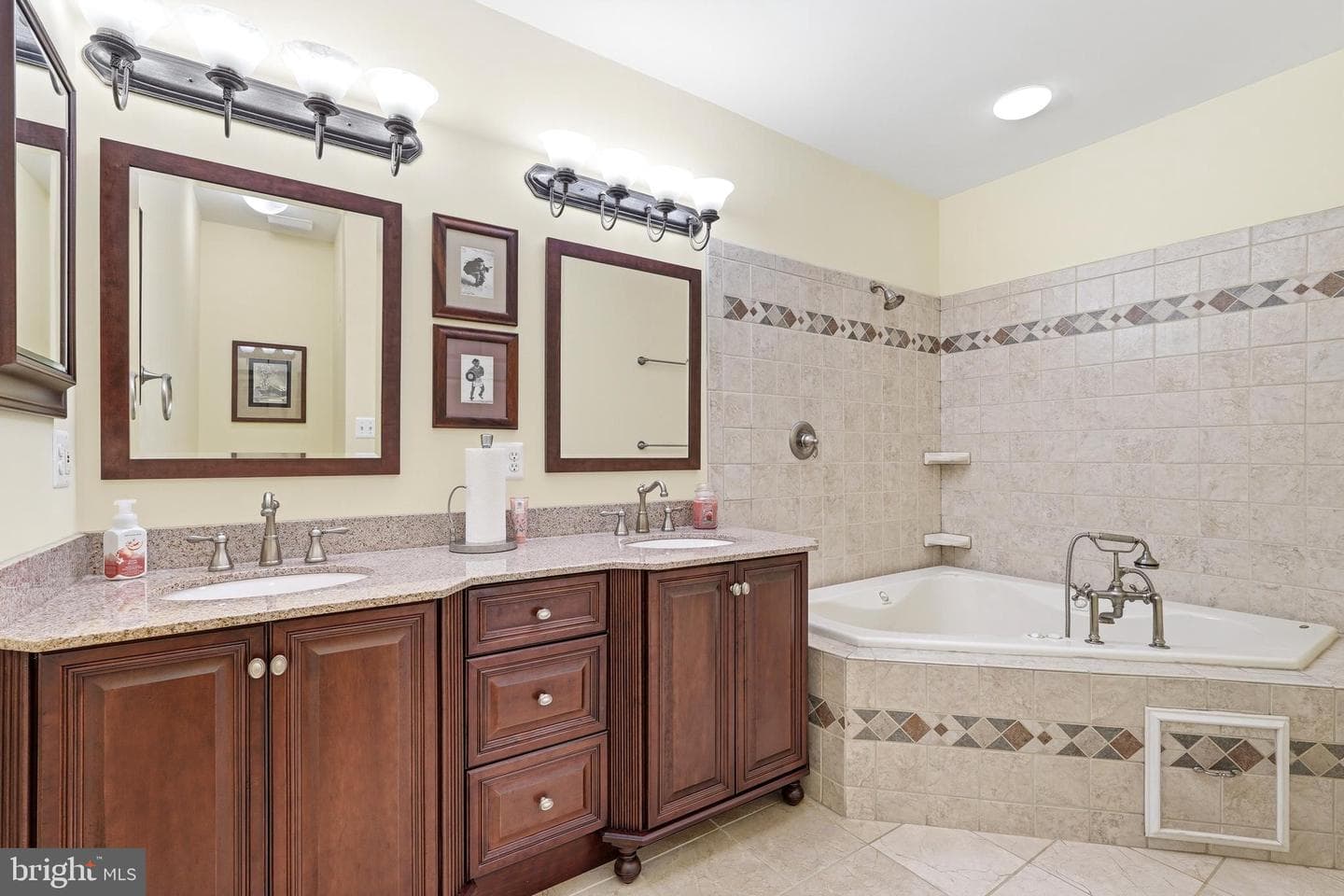 13021 Lashmere Court photo 20