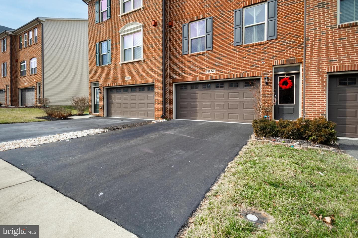 6824 William White Way photo 4