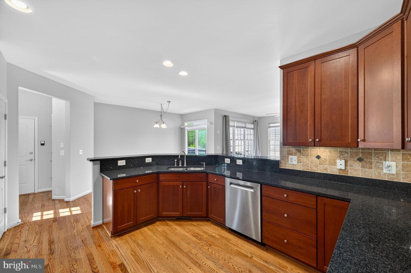 10582 Poagues Battery Drive photo 23