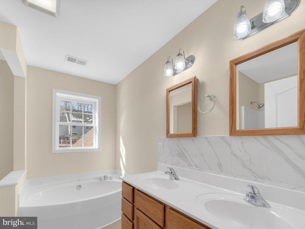 4047 White Haven Drive photo 24