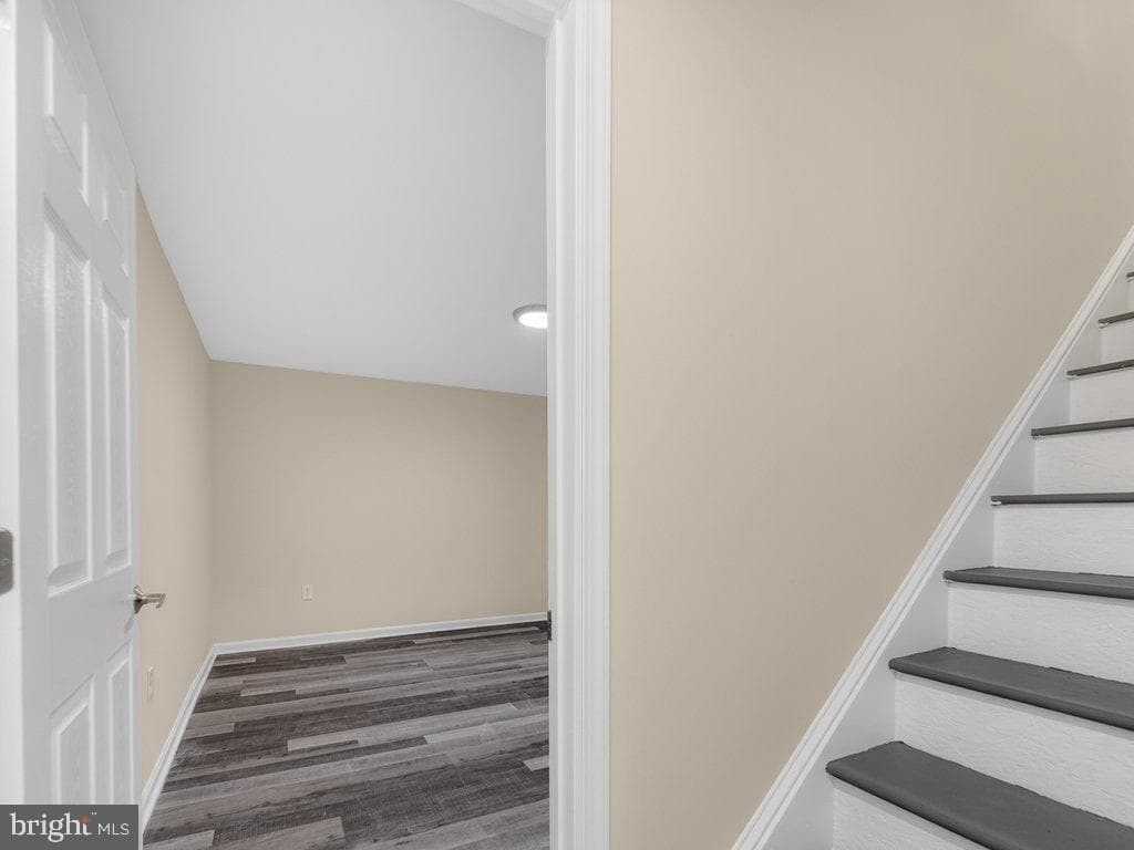 4047 White Haven Drive photo 48
