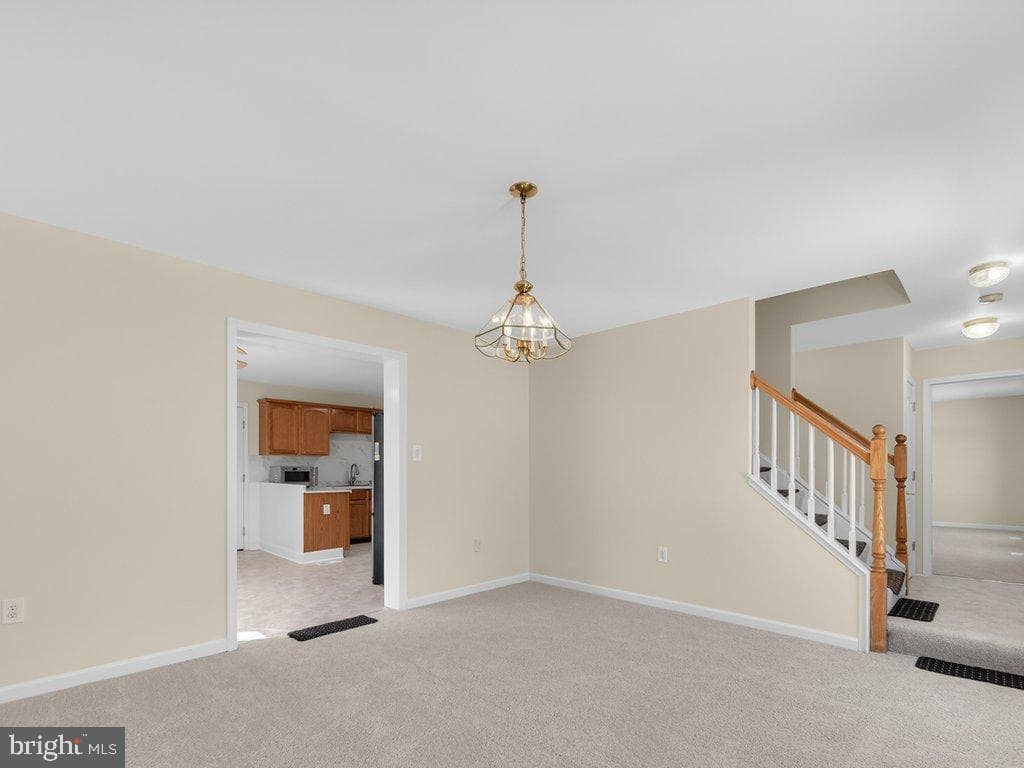 4047 White Haven Drive photo 7