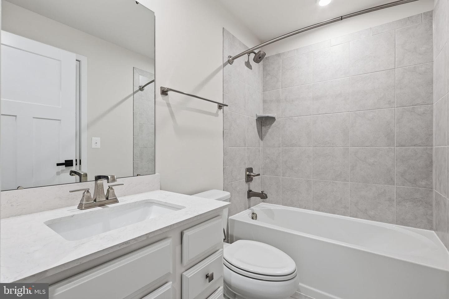 18091 Red Cedar Road photo 32