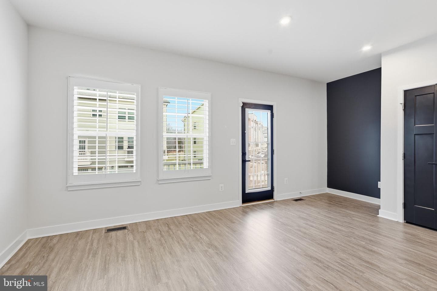 18091 Red Cedar Road photo 8