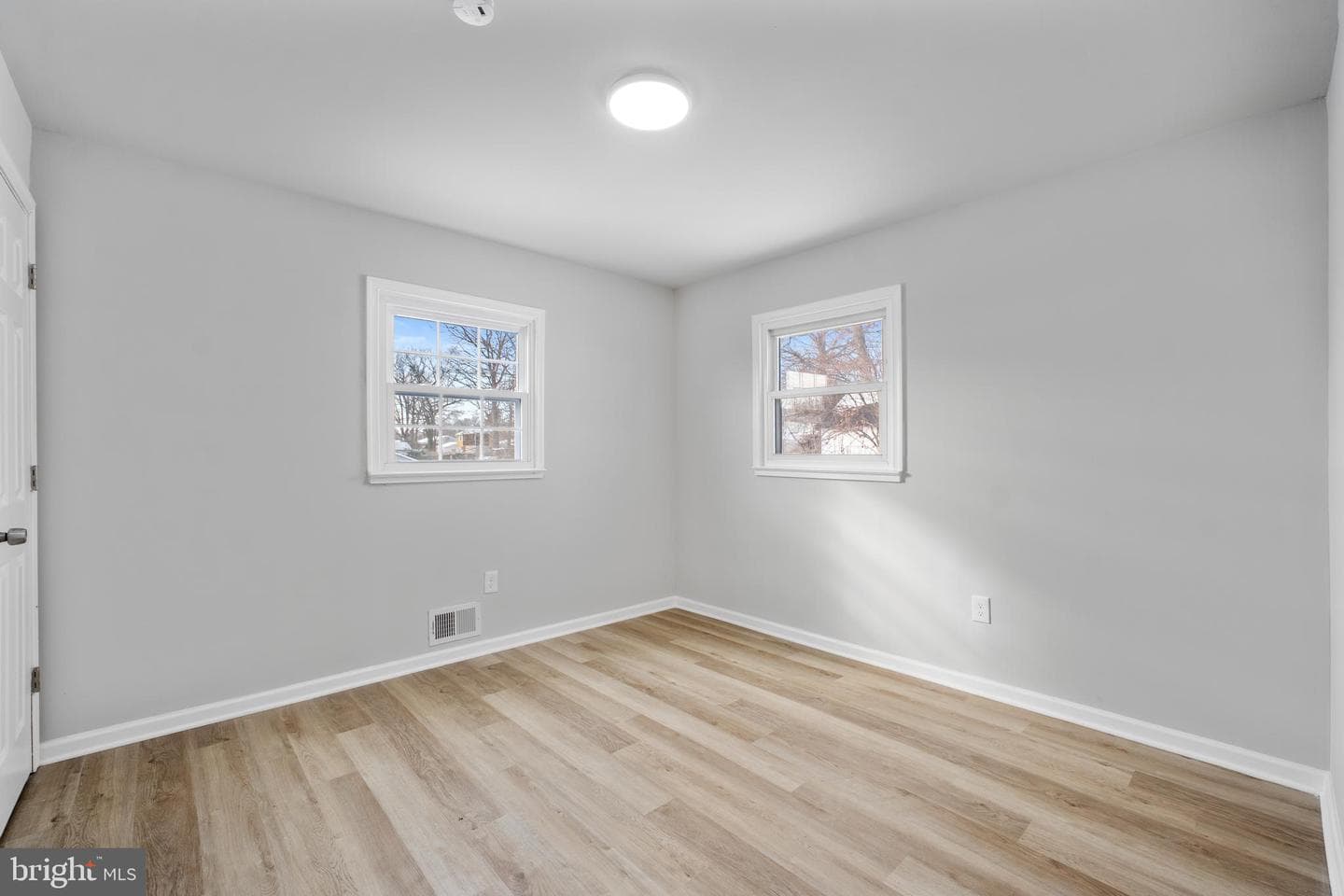 14220 Bremerton Drive photo 9