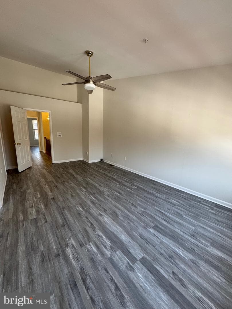 3982 Brussels Way photo 10