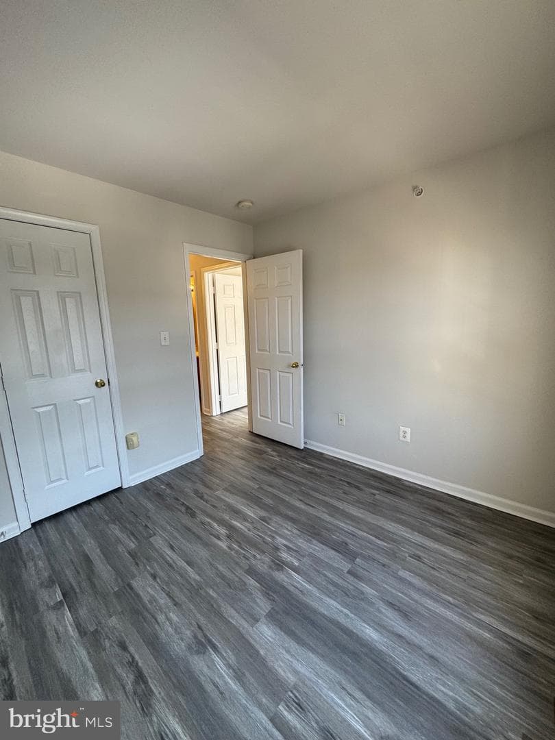 3982 Brussels Way photo 16