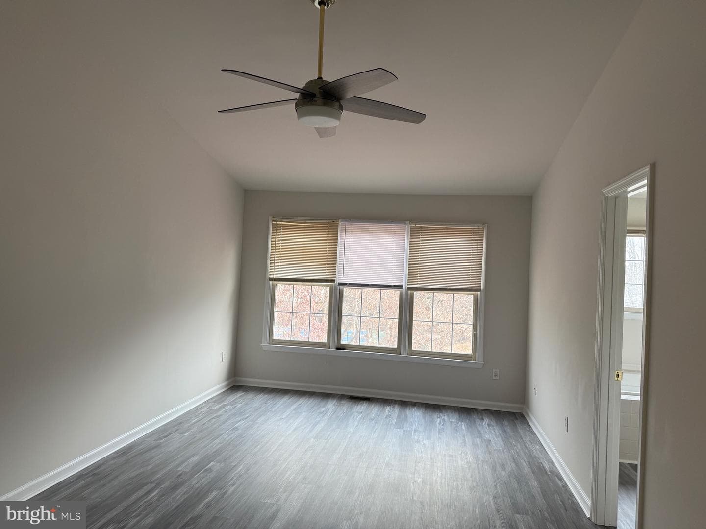 3982 Brussels Way photo 22