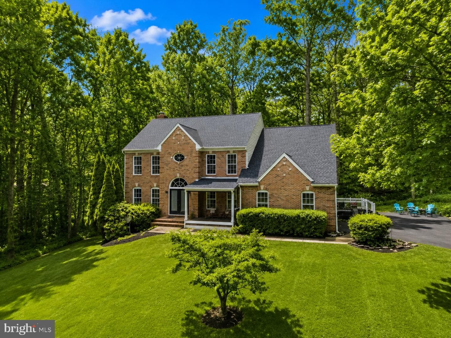 6658 Fox Den Road photo 1