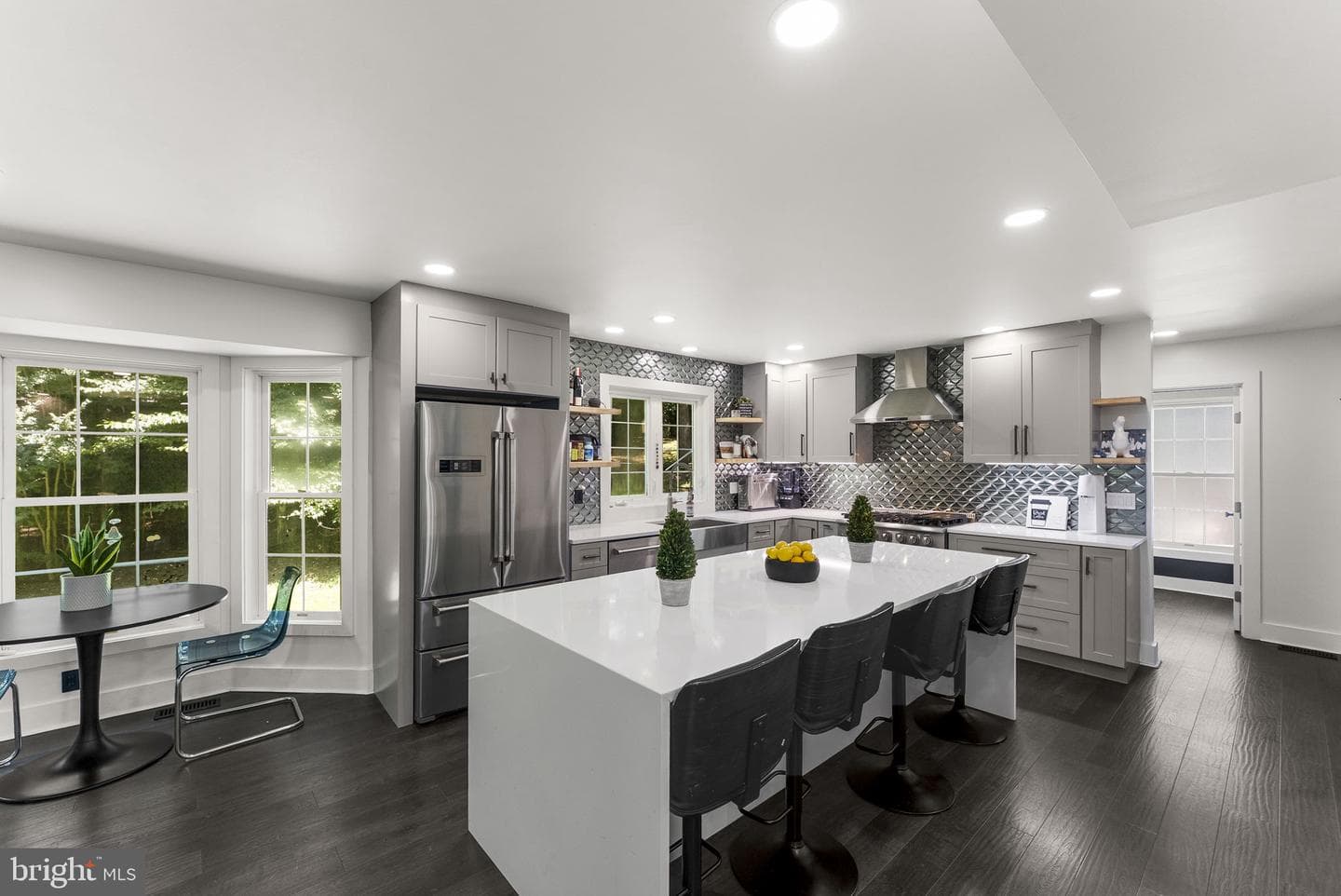 6658 Fox Den Road photo 20