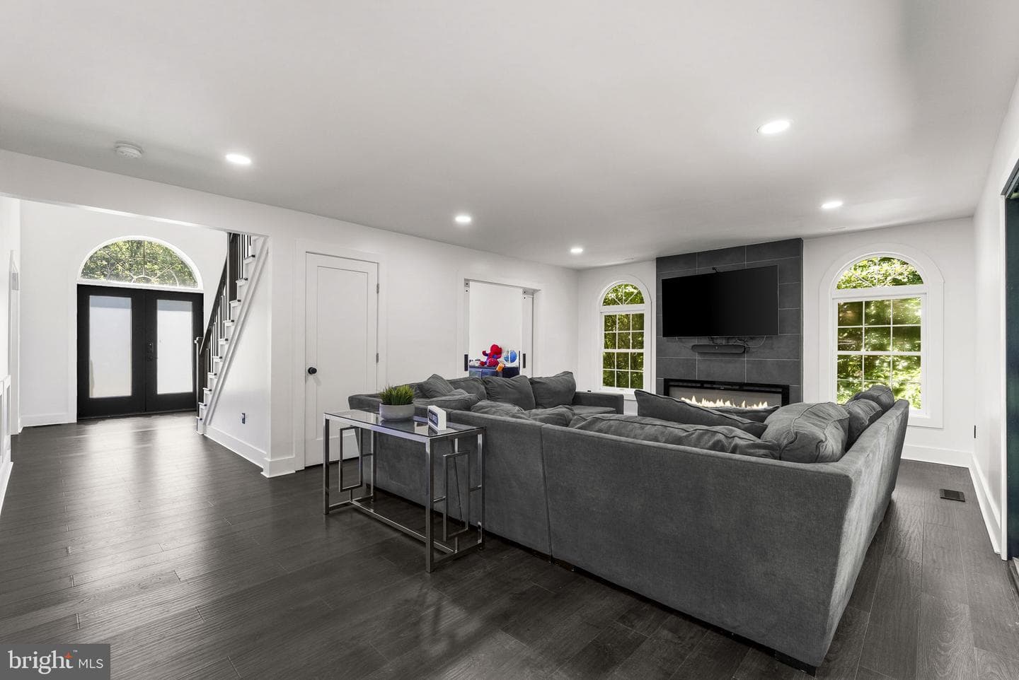 6658 Fox Den Road photo 30