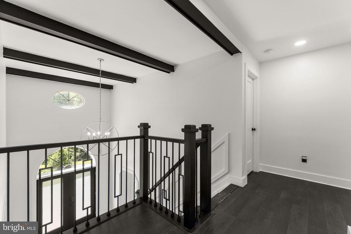 6658 Fox Den Road photo 34