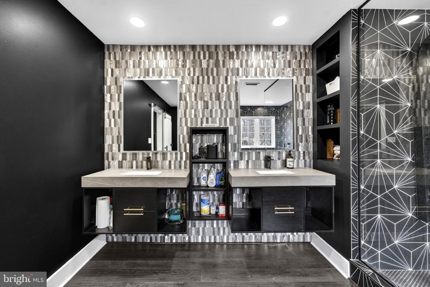 6658 Fox Den Road photo 44