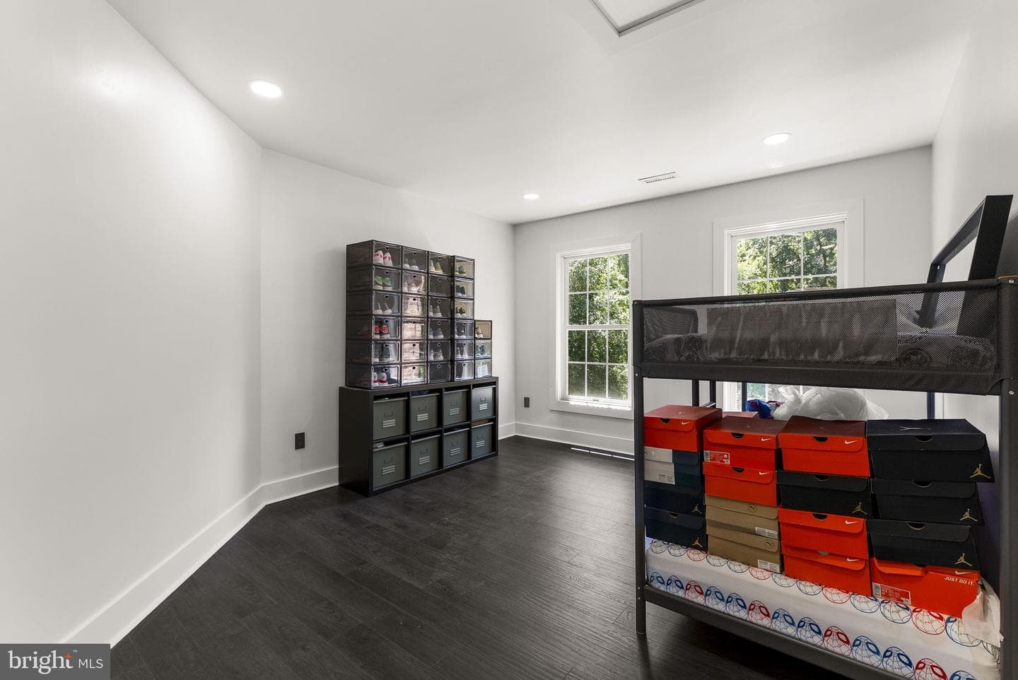 6658 Fox Den Road photo 50