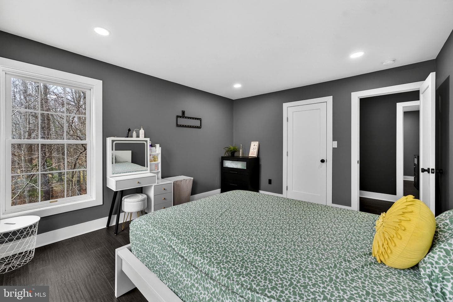6658 Fox Den Road photo 55