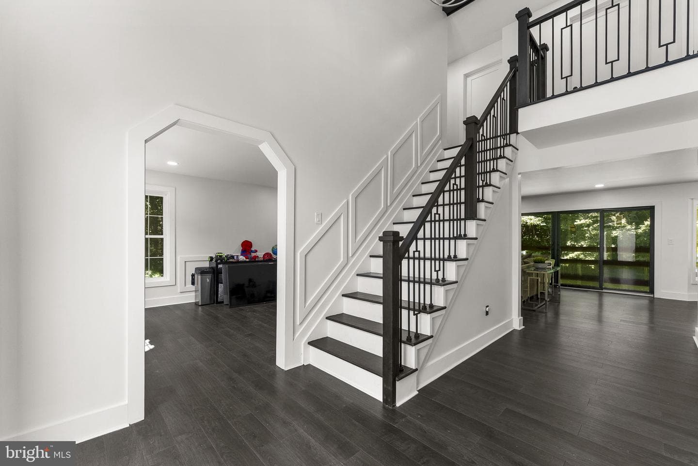 6658 Fox Den Road photo 9