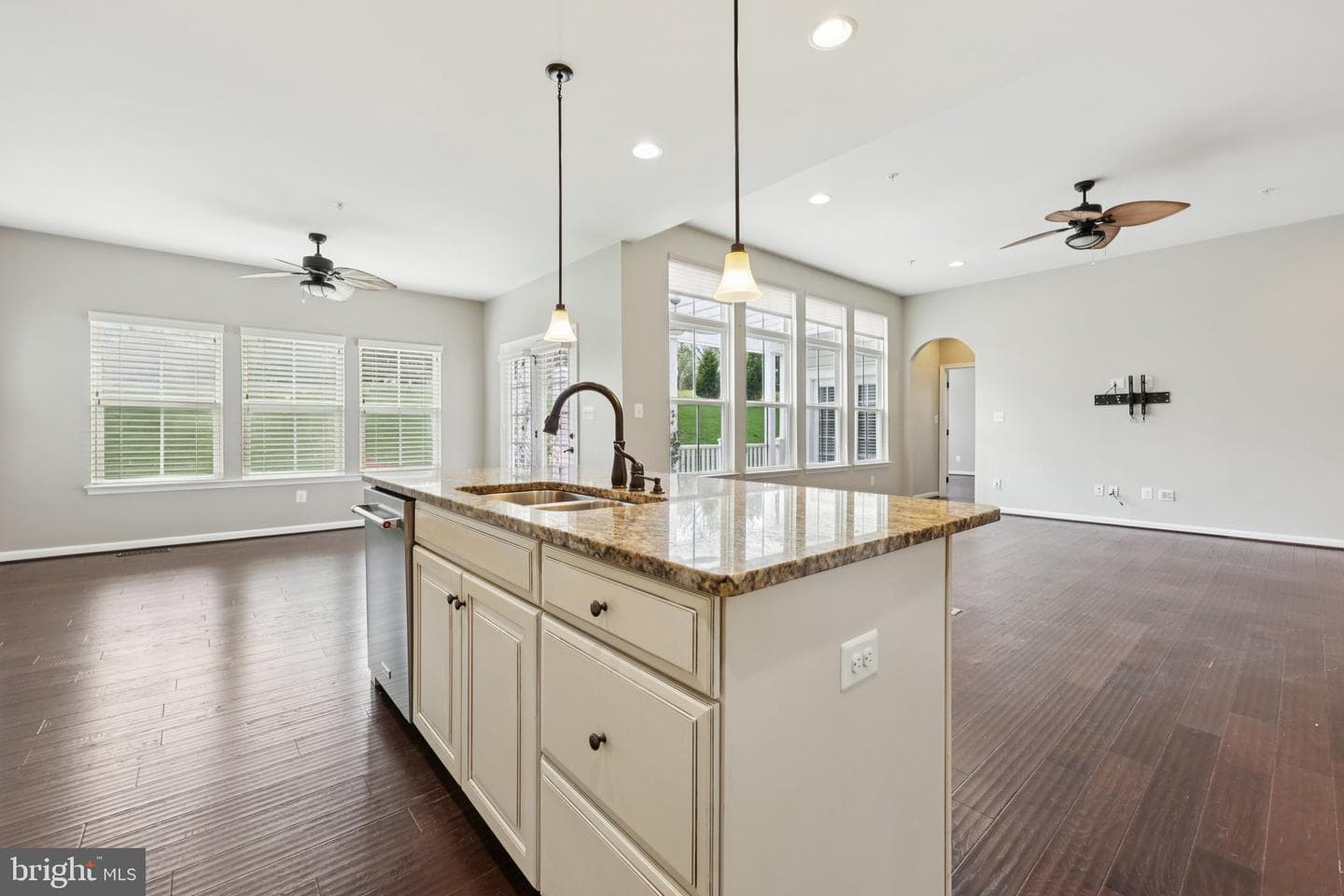 17518 Spring Cress Drive photo 10