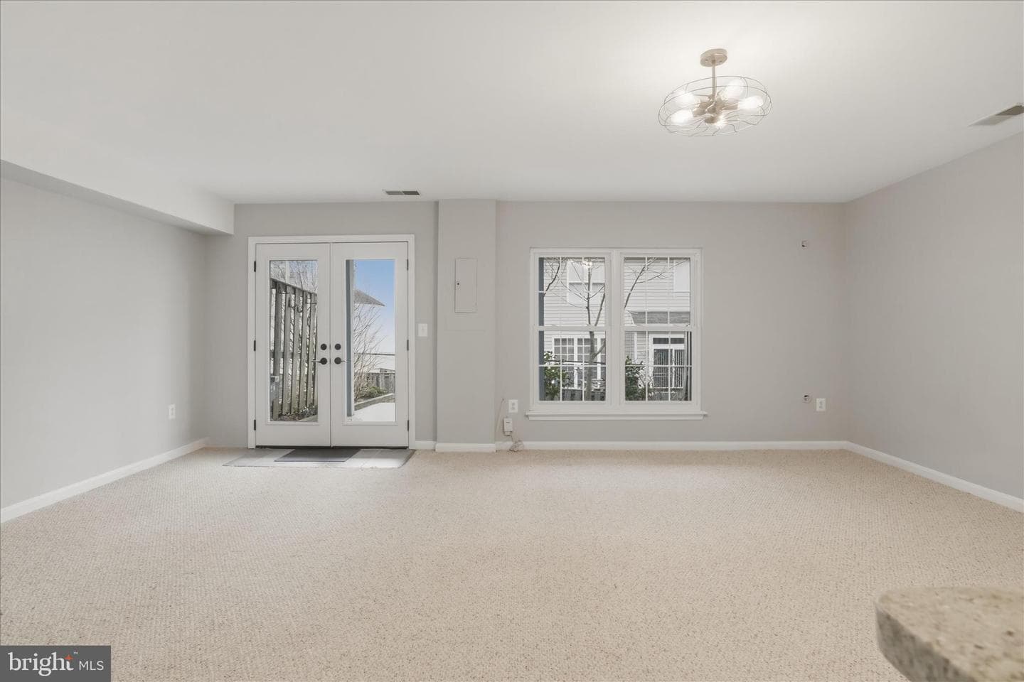 2909 Rotterdam Loop photo 26