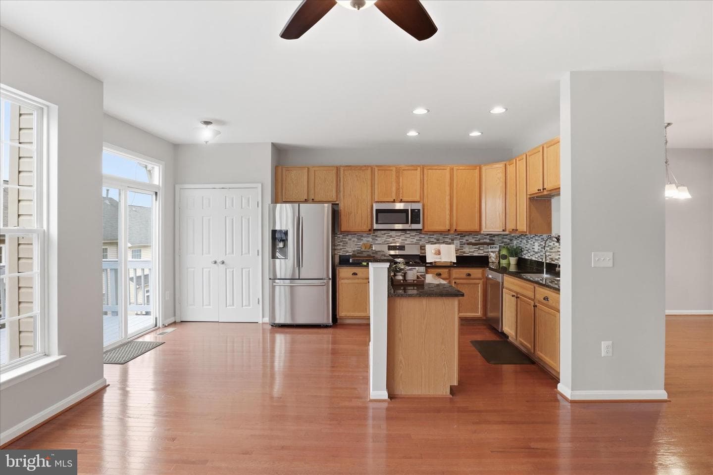 2909 Rotterdam Loop photo 9