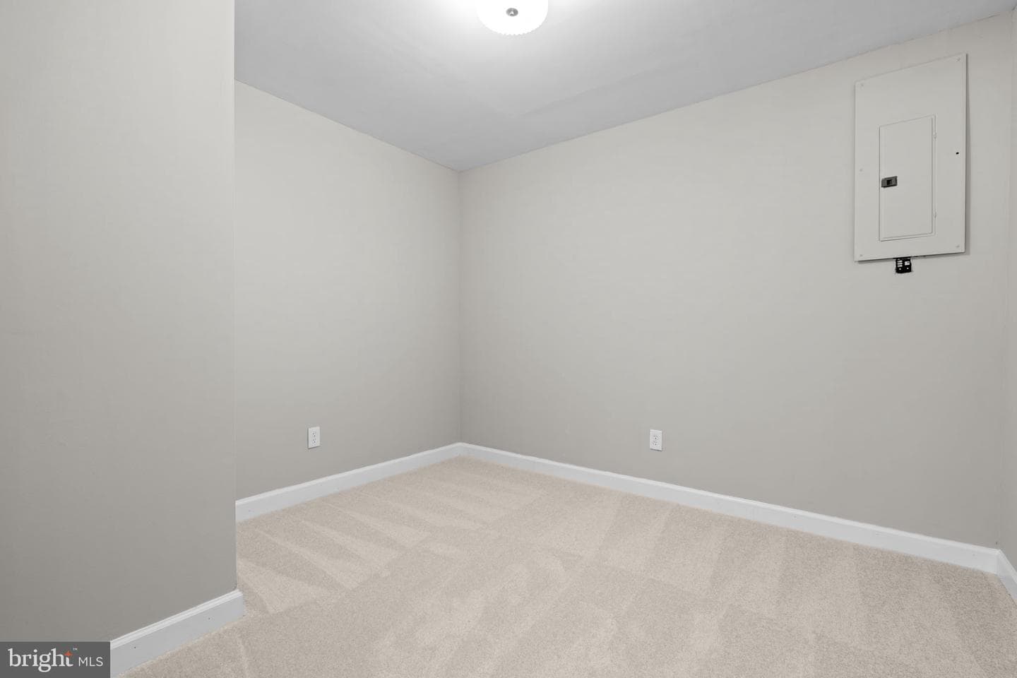 3050 Seminole Road photo 27