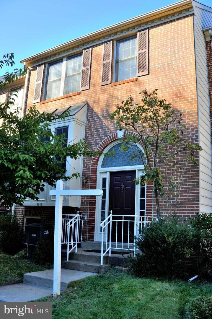 12143 Abbey Glen Court, Woodbridge