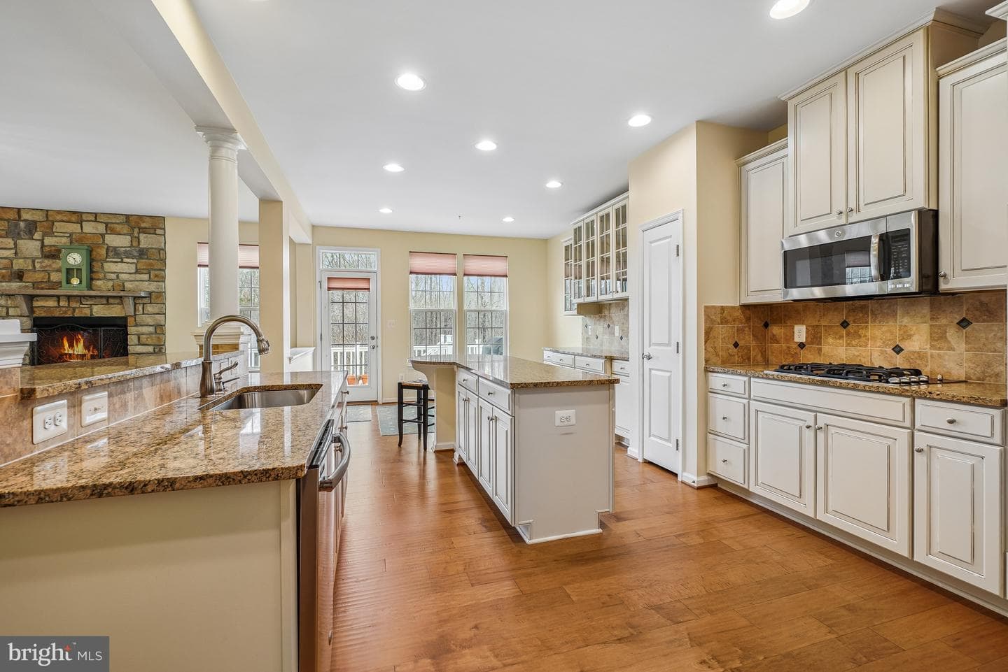 4463 Weejun Loop photo 18
