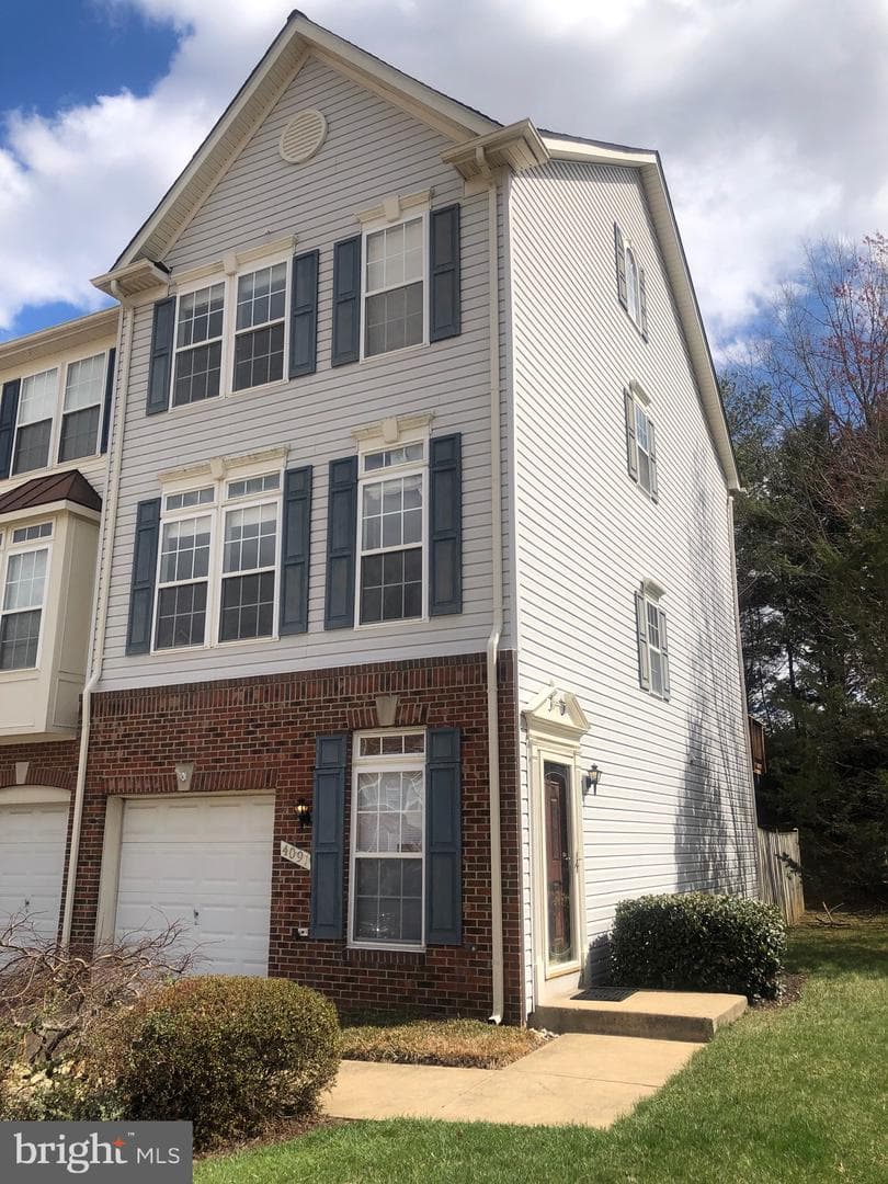 4091 Cressida Place photo 2