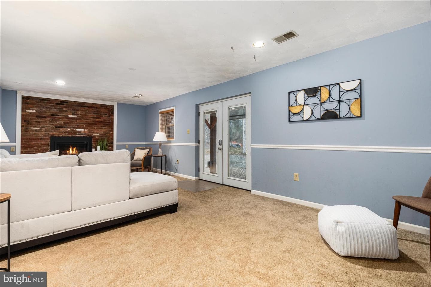 7398 Roxbury Avenue photo 27