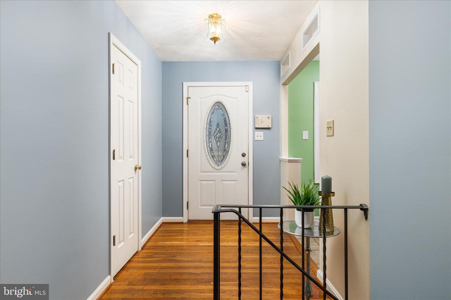 7398 Roxbury Avenue photo 3