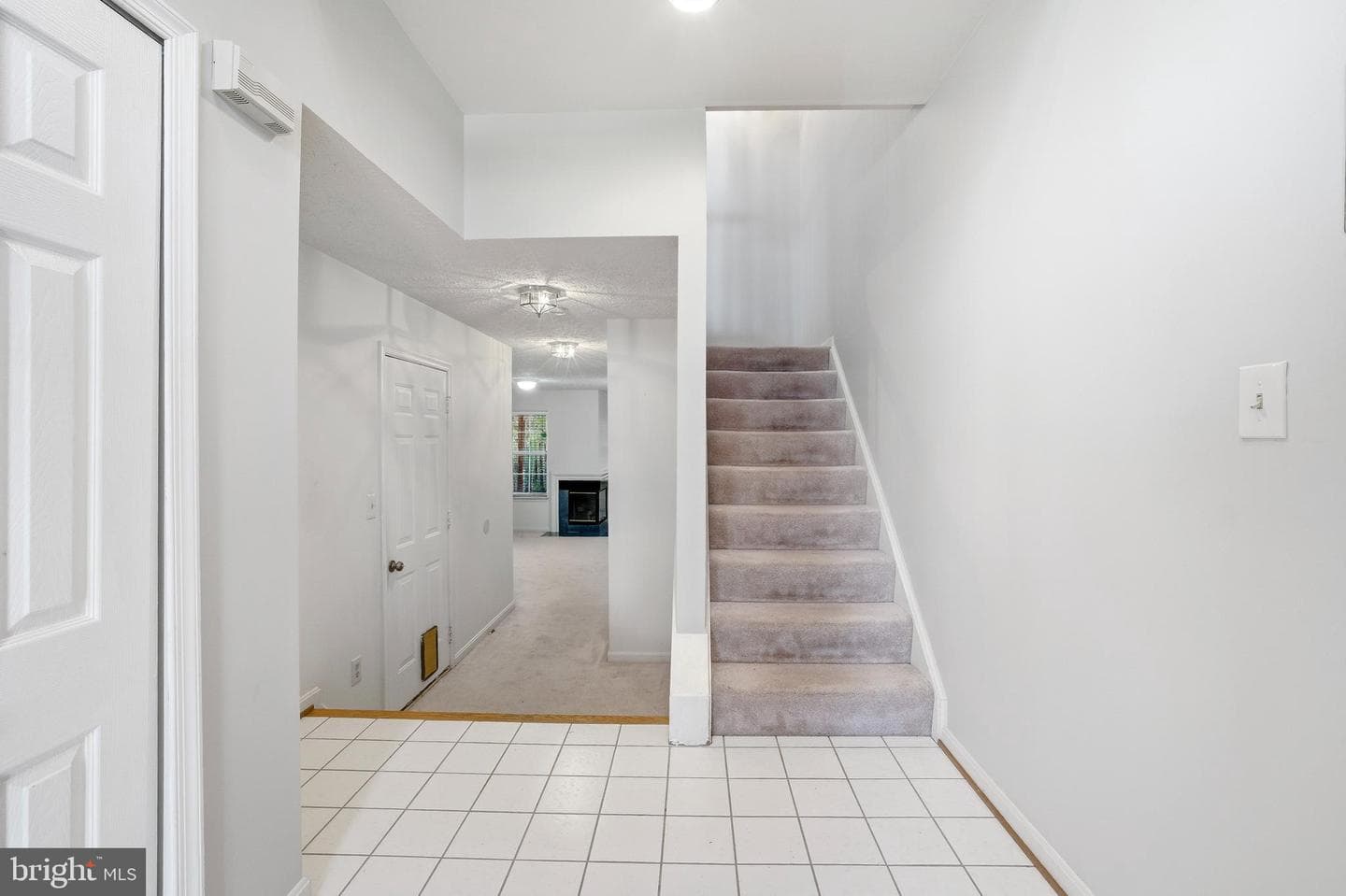 11141 Luxberry Court photo 5