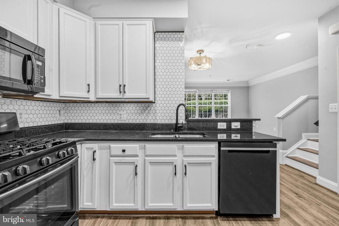4110 Potomac Highlands Circle photo 10