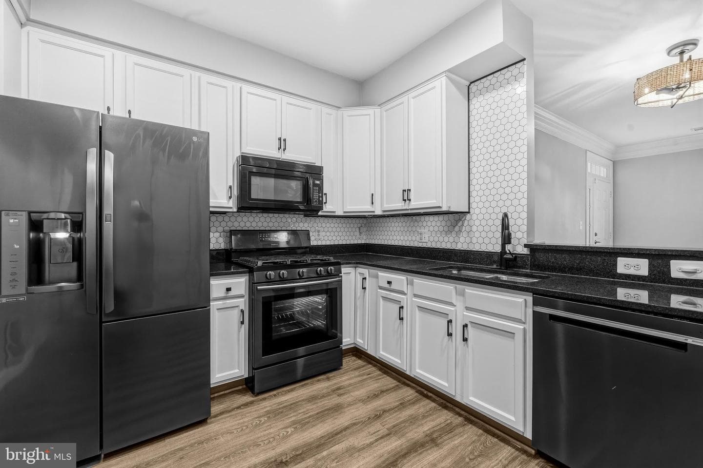 4110 Potomac Highlands Circle photo 11