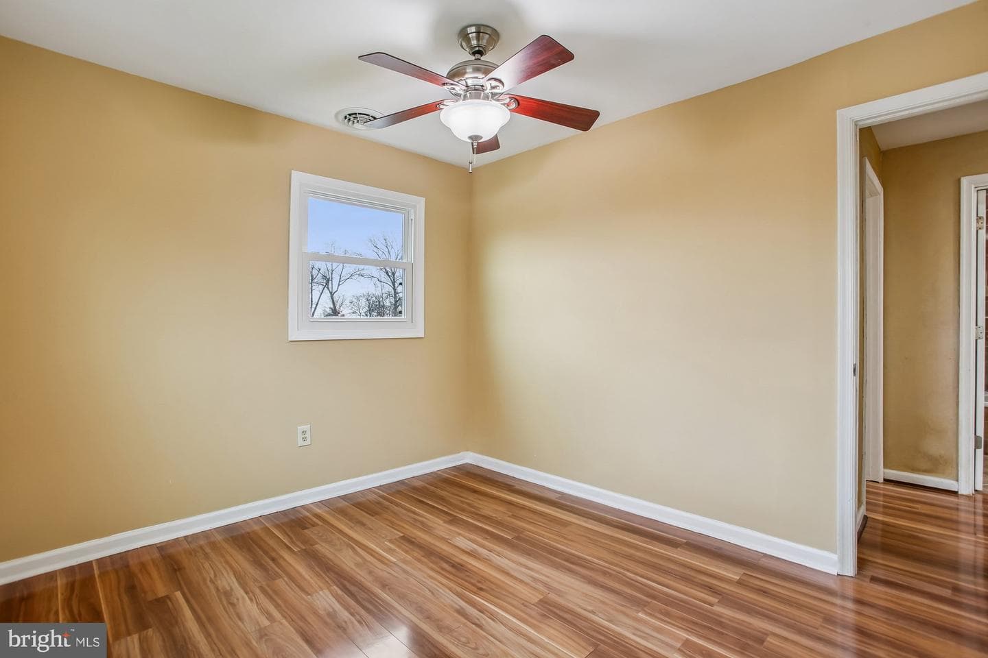 1521 Indiana Avenue photo 28