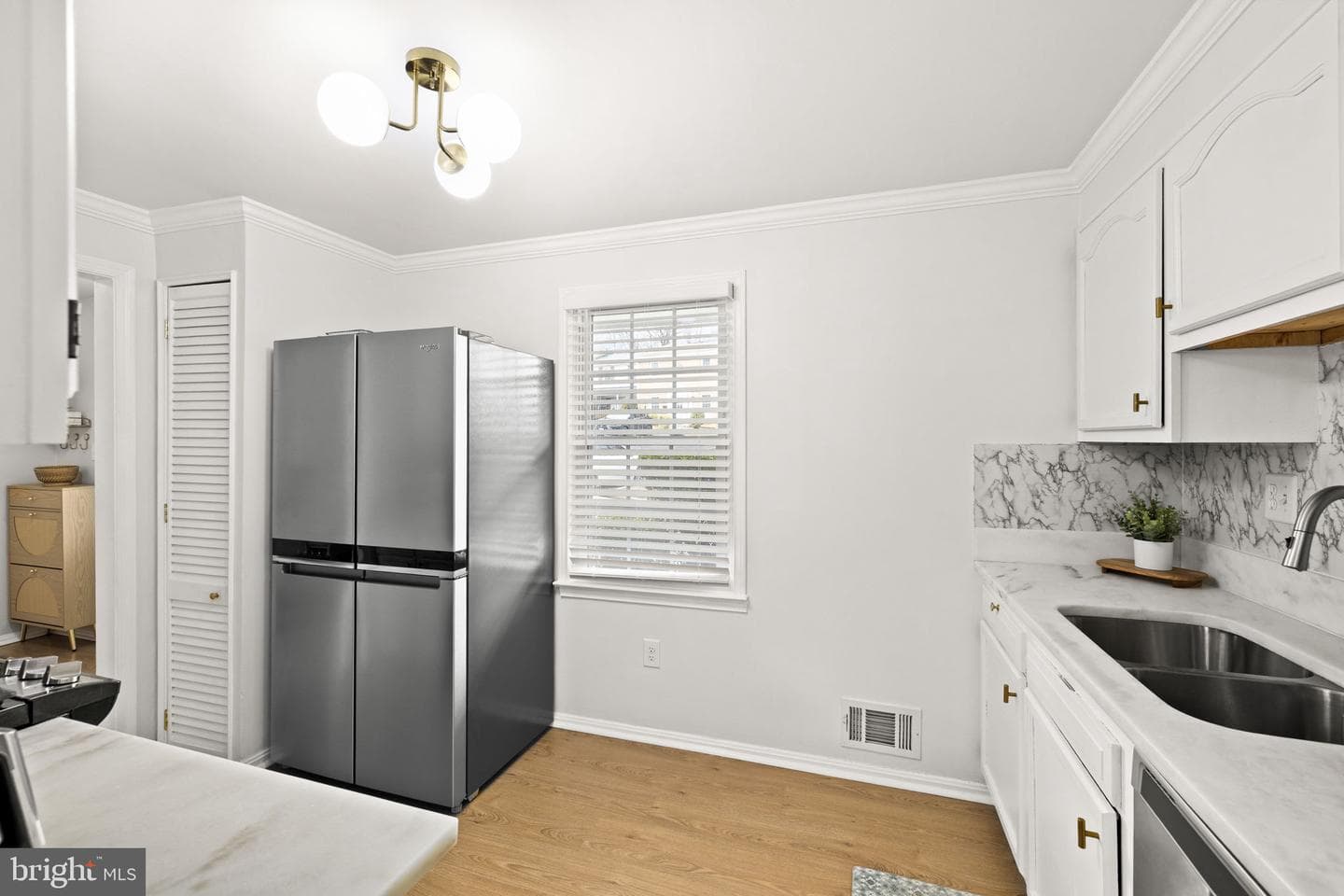 1417 Deerfield Lane photo 10