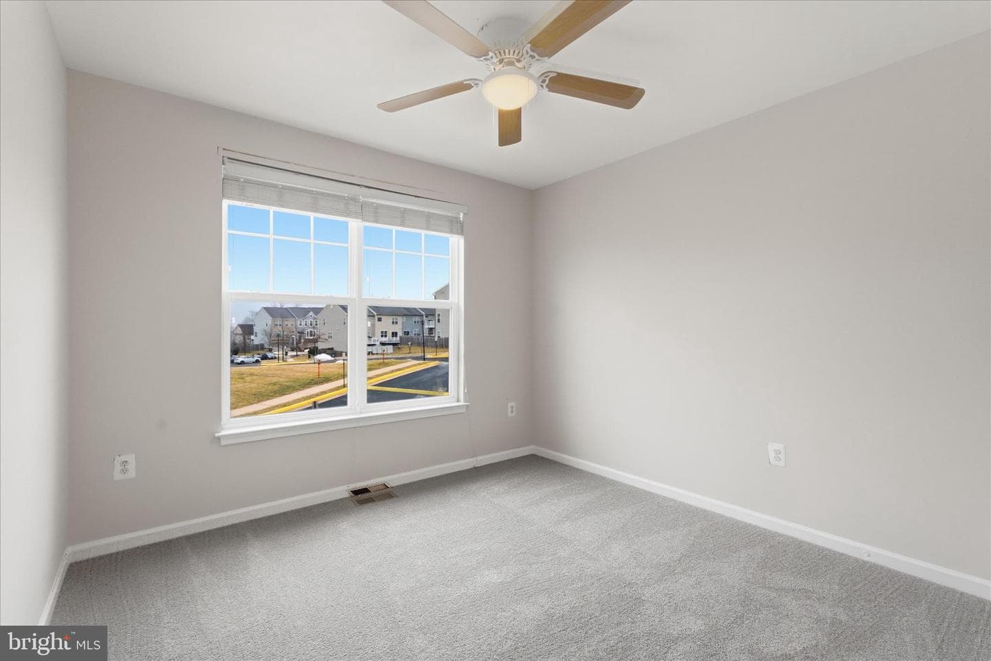 9239 Dawkins Crest photo 25