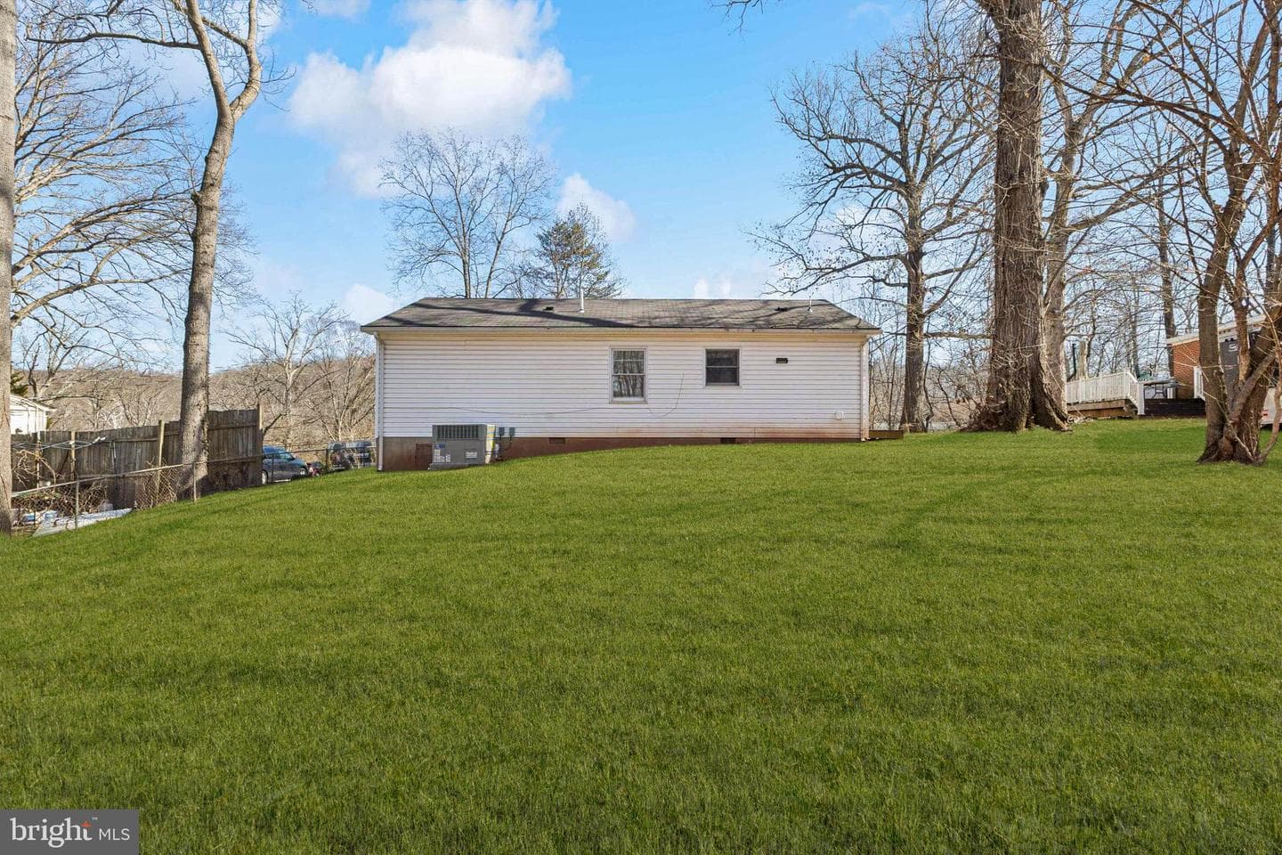 7830 Lake Drive photo 22