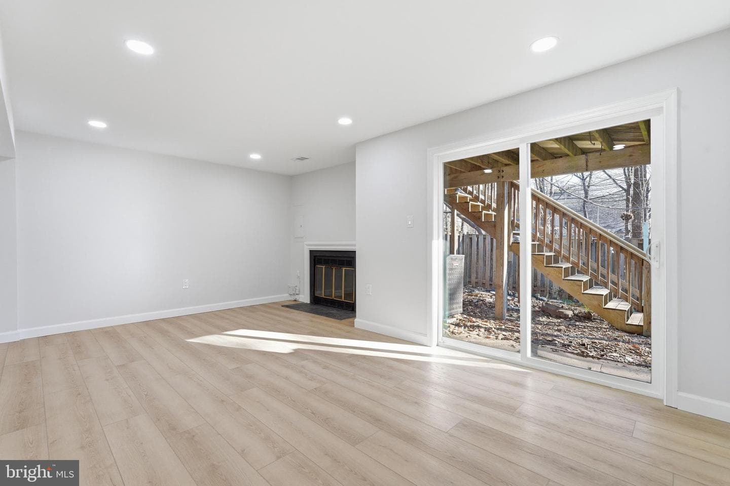 15327 Inlet Place photo 31
