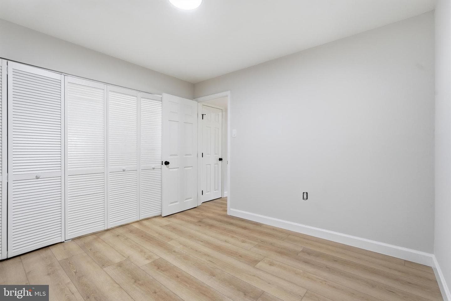 15327 Inlet Place photo 34